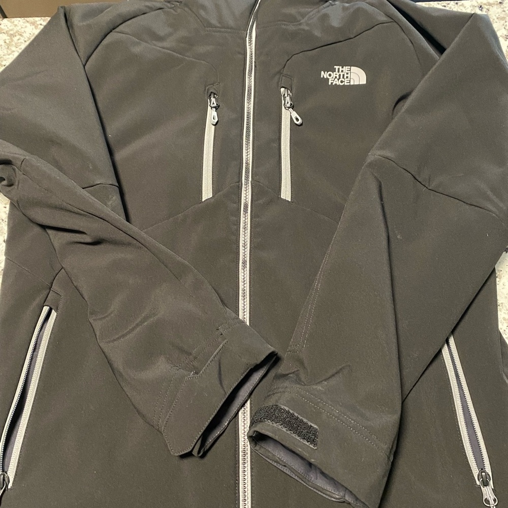 Men’s Black North Face Apex Storm Triclimate Size Medium